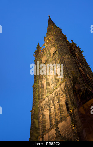 Die Ruinen der Kathedrale von Coventry bei Nacht, West Midlands, UK Stockfoto