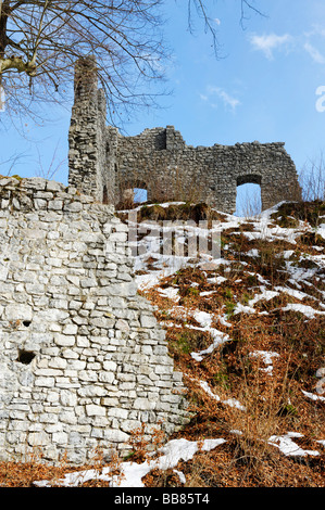 Ruinen des Werdenfelser Burg, Garmisch-Partenkirchen, Werdenfelser Land, Oberbayern, Deutschland, Europa Stockfoto