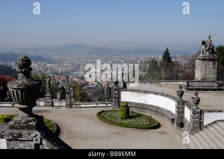Blick von der Wallfahrtsort Bom Jesus, Braga, Nordportugal, Europa Stockfoto