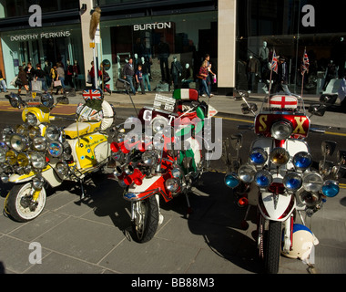 Drei Roller geparkt, Bristol, UK Stockfoto