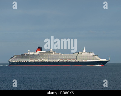 Der Cunard Queen Victoria im Solent nach dem Ausscheiden aus Southampton UK Stockfoto