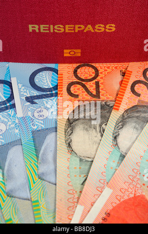 Deutschen Pass mit biometrischen Chip, ePass, australische Banknoten Stockfoto