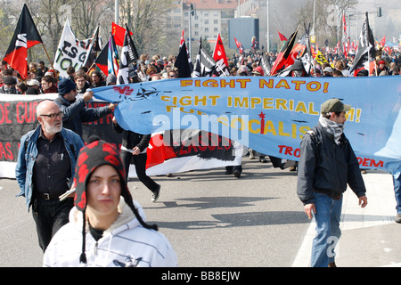 Anti-Nato-Demonstration in Straßburg Frankreich Stockfoto