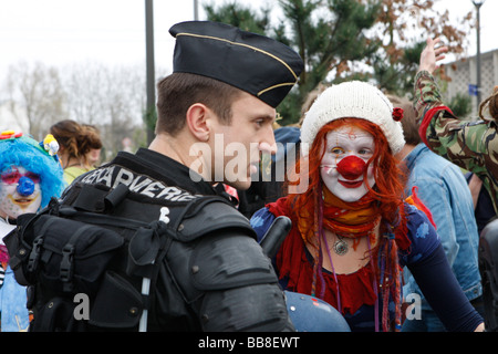 Anti-NATO-Demonstration in Straßburg Frankreich Stockfoto