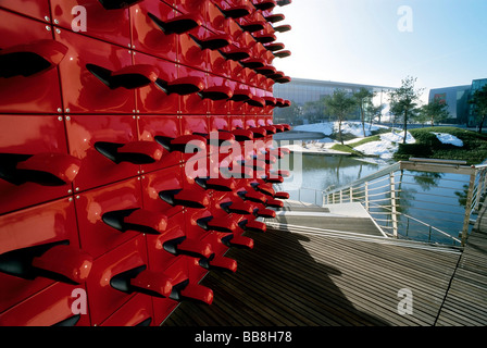 Wand des Fahrens Spiegel, Sitz Pavillon, Autostadt, Wolfsburg, Niedersachsen, Deutschland, Europa Stockfoto