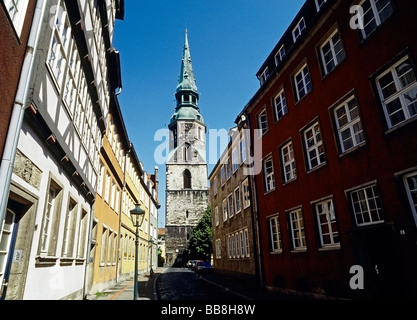 St. Crucis Kirche, Blick vom Kreuz-Straße, Hannover, Niedersachsen, Deutschland, Europa Stockfoto