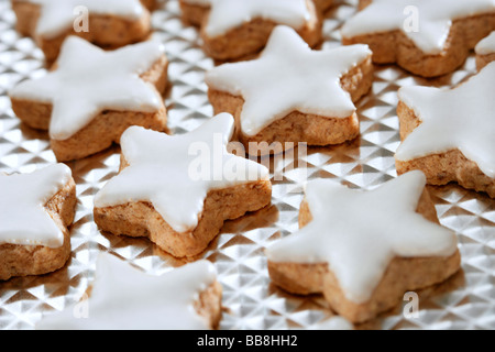 Sternförmige Zimt Biskuit Stockfoto