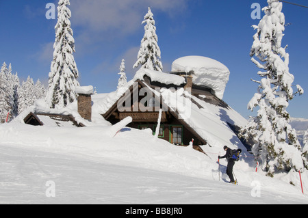 Almhütte im Winter, Nassfeld, Kärnten, Austria, Europe Stockfoto