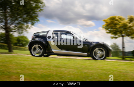 Smart Roadster Coupé, Profil, schwenken. Stockfoto