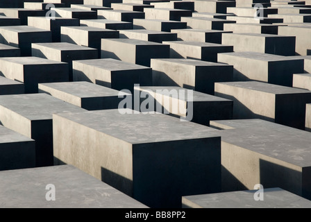 Zementplätze, Stelen des Holocaust-Mahnmals, Bezirk Mitte, Berlin, Deutschland, Europa Stockfoto