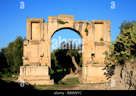 Alexander Severus Bogen in Dougga, Tunesien Stockfoto