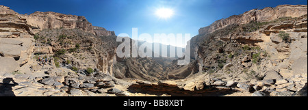 Panoramablick über das Tal des Jebel Shams in Oman Stockfoto