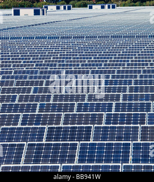 Solar Energiezentrum in der Nähe von Guadarranque San Roque Provinz Cadiz Spanien Stockfoto