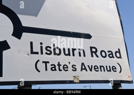 Kreisverkehr Wegweiser zu Lisburn Road (Tate Avenue), Belfast, Nordirland Stockfoto