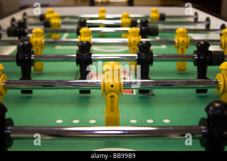 Extreme Close-up, in einem flachen Winkel von (Fußball) Spiel Kicker. Stockfoto