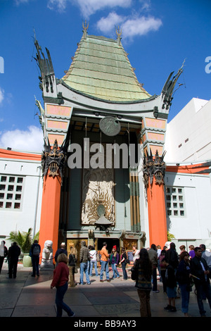 Grauman s Chinese Theatre am Hollywood Boulevard in Hollywood Los Angeles Kalifornien USA Stockfoto