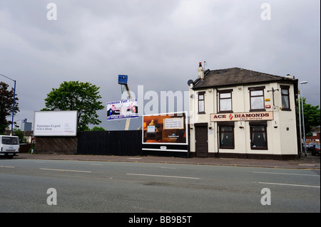 Ace of Diamonds auf Oldham Road, Meilen, Plattierung, Manchester Stockfoto