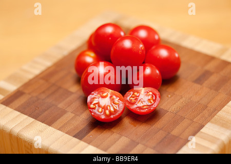 Bio süße rote Kirschtomaten Stockfoto