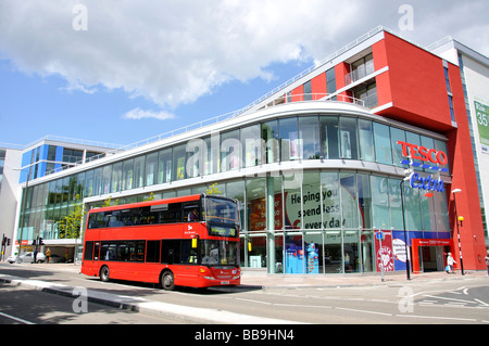 Tesco Extra-Verbrauchermarkt, St Pauls Cray, Orpington, Greater London, England, Vereinigtes Königreich Stockfoto