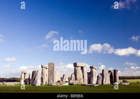 Stonehenge am sonnigen Tag Stockfoto