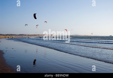 Marokko Essaouira 18. Jahrhundert Hafenstadt an der Küste des Atlantischen Ozeans 2008 sitzen Stockfoto