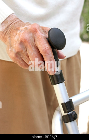 Alte Frau hand Stockfoto