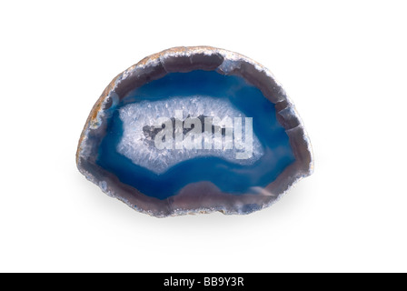 Achat Geode, blau, groß, auf weißem Hintergrund Stockfoto