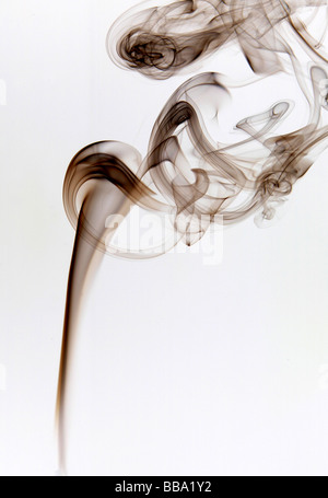 Muster zu rauchen. Rauch bilden Wirbel (wirbelnden Mustern) in der Luft Stockfoto