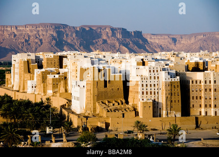 Shibam bei Sonnenuntergang, Wadi Hadramaut, Seyun Bezirk, Jemen Stockfoto