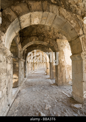 Die obere Galerie im alten römischen Theater von Aspendos, Mittelmeerküste, Türkei Stockfoto