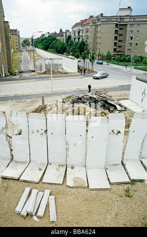 Segmente der Berliner Mauer nach dem Fall der Berliner Mauer, Berlin-Kreuzberg, Deutschland, Europa Stockfoto