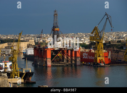 Trockendock in den Grand Harbour von Valletta, Malta Stockfoto