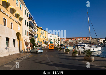 Hafen von Portoferraio, Elba, Toskana, Italien, Mittelmeer, Europa Stockfoto