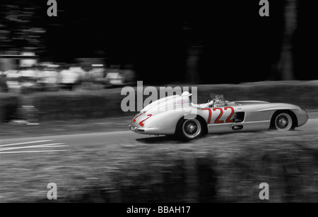 1955 Millie Miglia Mercedes Benz 300SLR, Gefahren von Stirling Moss auf dem 2005 Goodwood Festival of Speed, West Sussex zu gewinnen Stockfoto