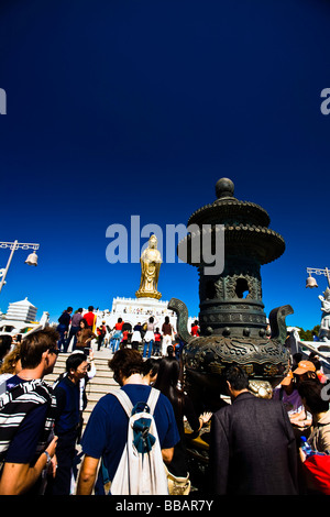 China, Provinz Zejiang, Zhoushan-Präfektur, Mount Putuo. Statue von Guan Yin auf Zizhulin (紫竹林). Stockfoto