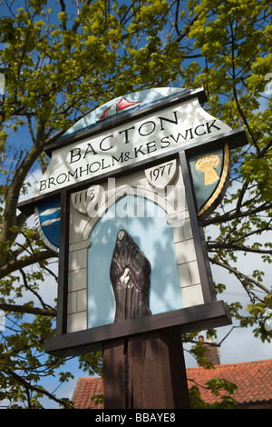 UK England Norfolk Bacton Ortsschild Stockfoto