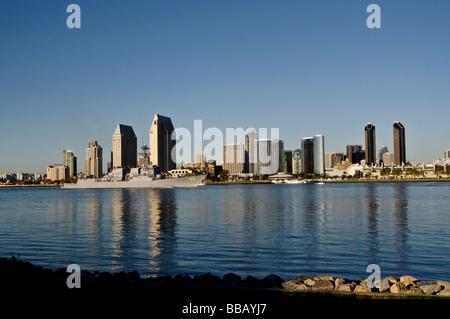 USA-Kalifornien-San Diego-USS Preble Zerstörer im Hafen Stockfoto