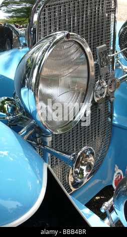 Vorderansicht des einen luxuriösen Cadillac motor V8 Oldtimer Stockfoto