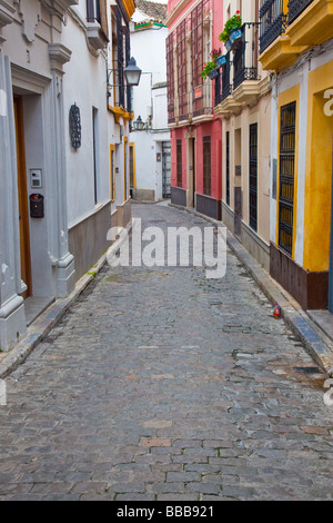 Schmale Gasse im jüdischen Viertel von Cordoba Spanien Stockfoto