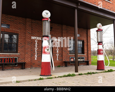 Imperial Vintage Gas Tankstelle Stockfoto