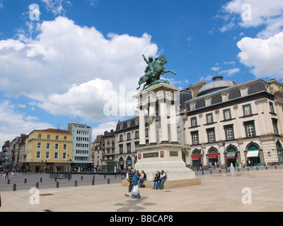 Statue von Vercingetorix in Place de gelegenes Clermont-Ferrand, Puy de Dome, Auvergne, Frankreich. Stockfoto