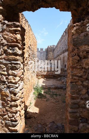 Blick entlang der Südwand in Frangokastello Burg im Süden Kretas Stockfoto