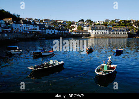 Blick über St Mawes Hafen, Cornwall, UK Stockfoto