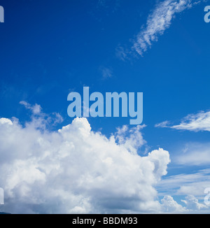 Wolkengebilde Stockfoto