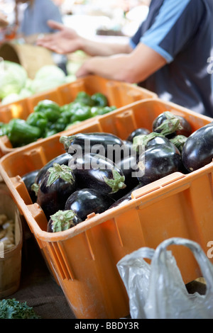 Nahaufnahme von Gemüse im Dufferin Grove Markt, Toronto, Ontario, Kanada Stockfoto