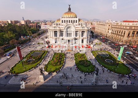 Palacio de Bellas Artes in der Abenddämmerung, Mexico City, Mexiko Stockfoto