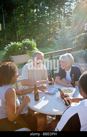 Freunde im Country Club, Burlington, Ontario, Kanada Stockfoto