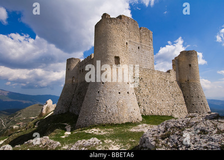 Burg von Rocca Calascio in den Abruzzen - Italien Stockfoto