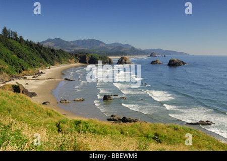 Crescent Beach und Cannon Beach aus Ecola State Park, Oregon Stockfoto