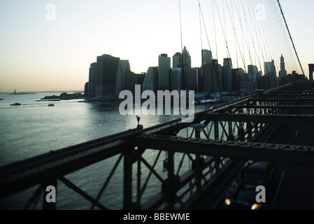 Blick auf lower Manhattan von Brooklyn Bridge, New York City Stockfoto
